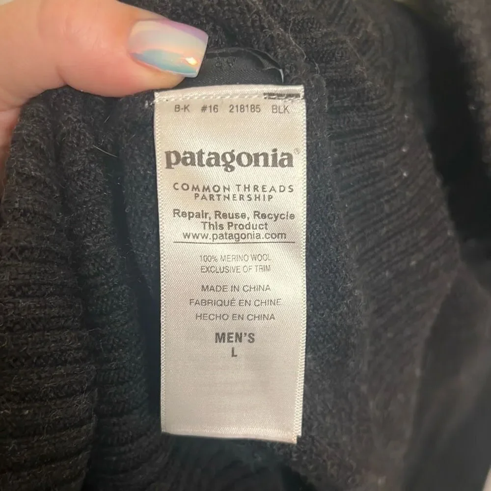 ✨Patagonia Men’s Black M's Merino 1/4-Zip Sweater✨